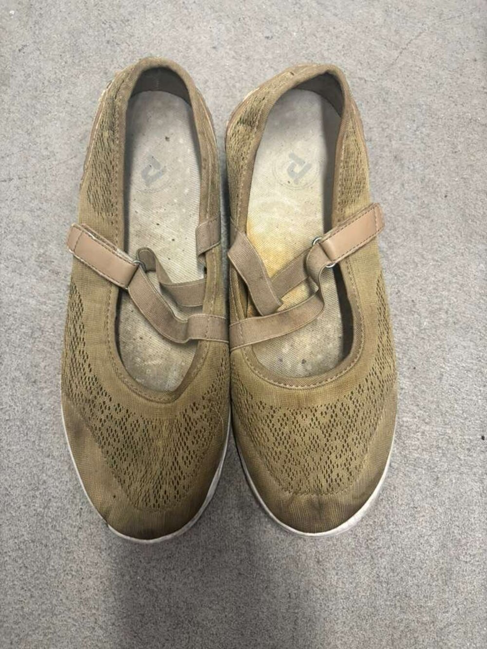 Propet Tan Beige Mesh Mary Jane Walking Shoes Slip On Sneakers Size 9